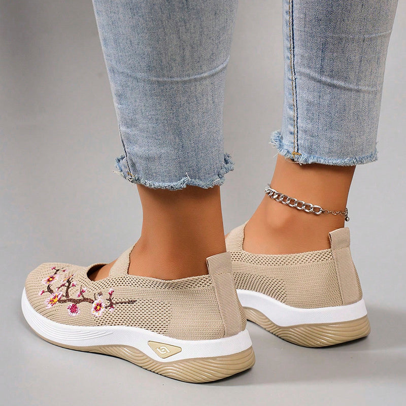 🔥Last Day Promotion 80% OFF - Women's Casual Breathable Slip On Orthopaedic Walking Shoes