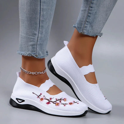 🔥Last Day Promotion 80% OFF - Women's Casual Breathable Slip On Orthopaedic Walking Shoes