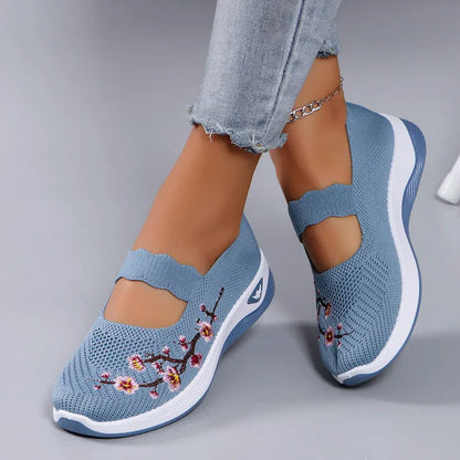 🔥Last Day Promotion 80% OFF - Women's Casual Breathable Slip On Orthopaedic Walking Shoes