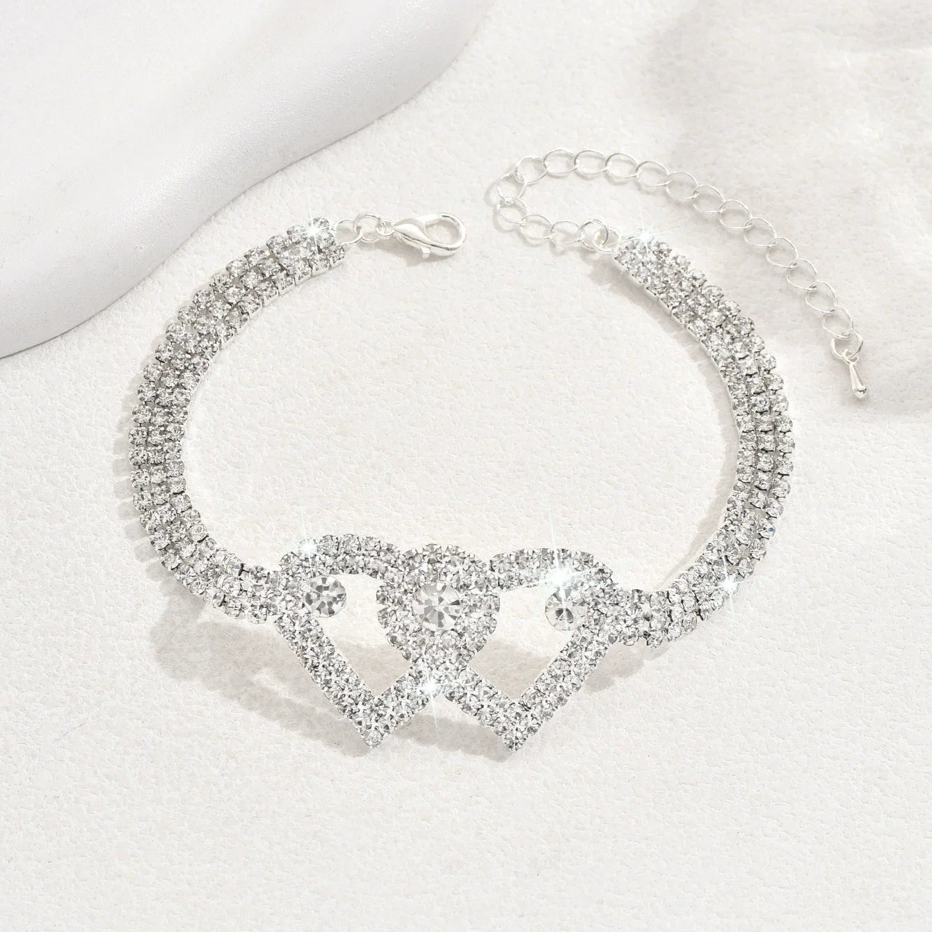 𝐂𝐙𝐓𝐈𝐂𝐋𝐄®Magnetic Healing Anklet for Relief from Foot Pain, Swelling, & Circulation Issues – Adjustable Comfort Design, Lightweight Feel, & Stylish for Everyday Wear